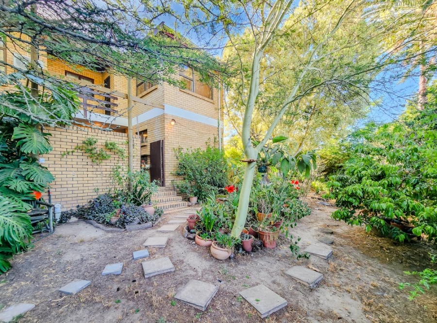 4 Bedroom Property for Sale in Durbanville Western Cape